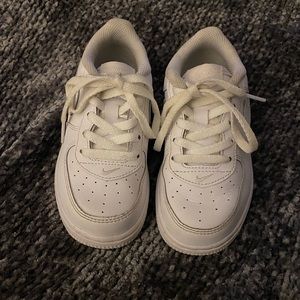 Toddler size 9c Air Force 1’s